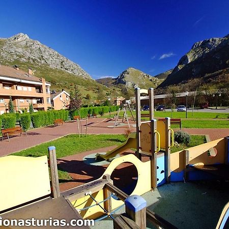 Angliru 1 Suite Santa Eulalia de Morcin Buitenkant foto